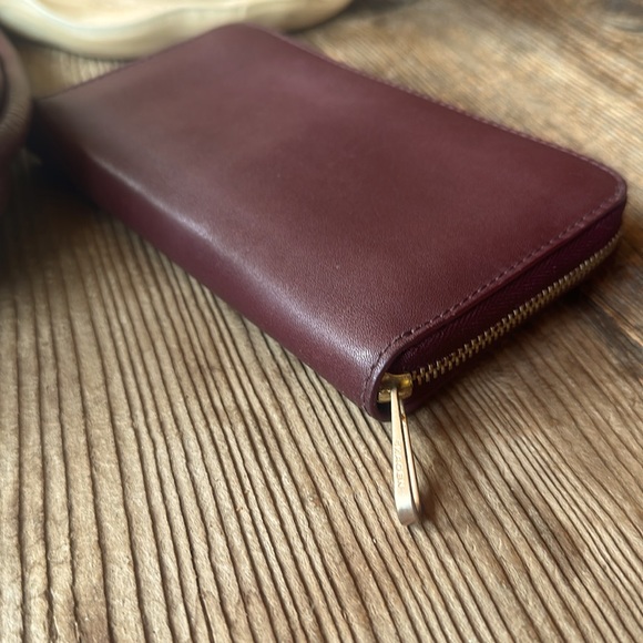 Skagen Mikkeline Burgundy Leather Handbag with Matching Wallet - Picture 12 of 13